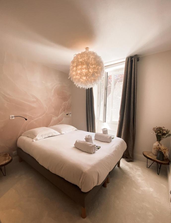 Double Room Private Bathroom Shared Toilet