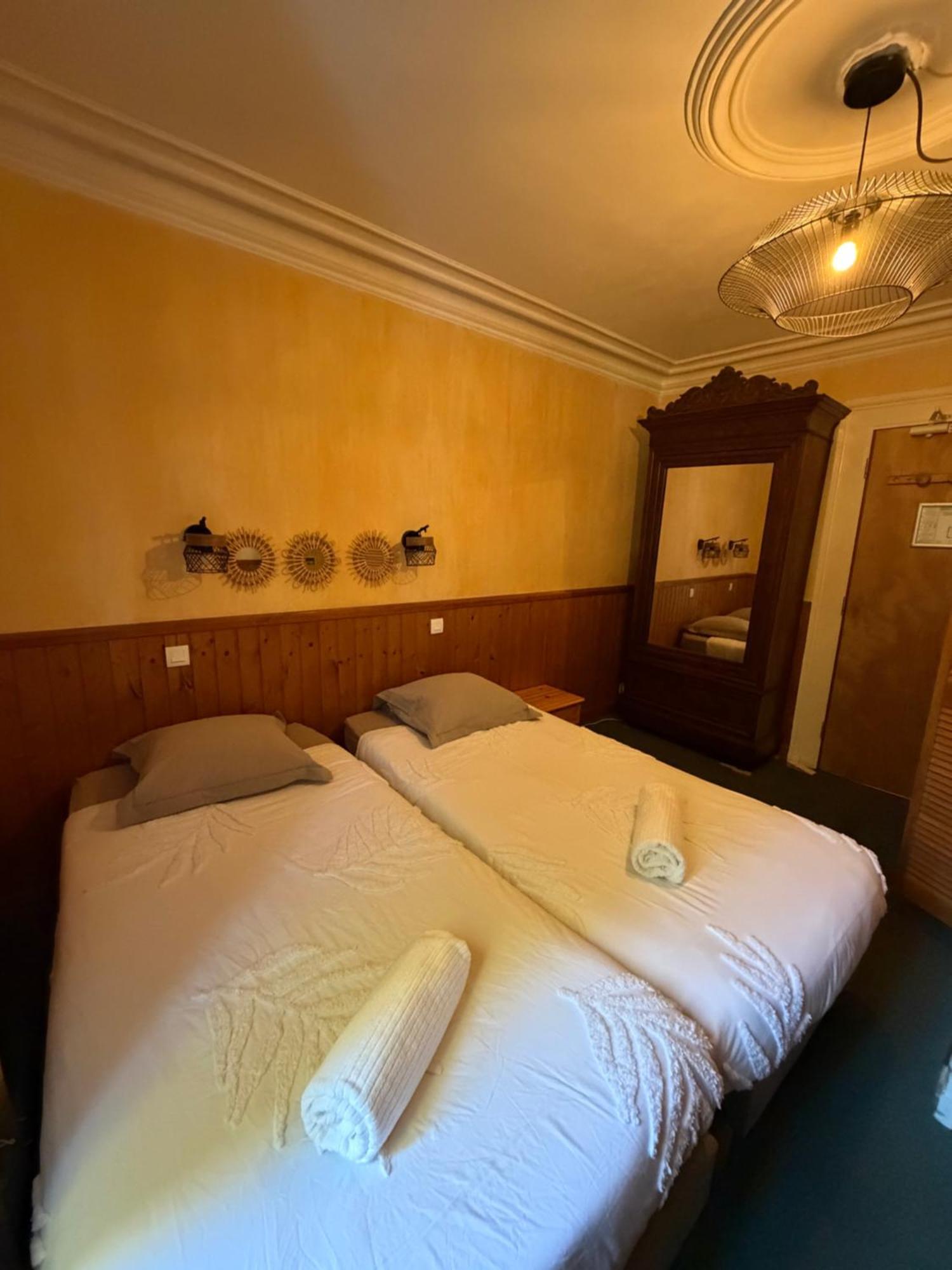 Standard Double Room Private Bathroom shared toilets