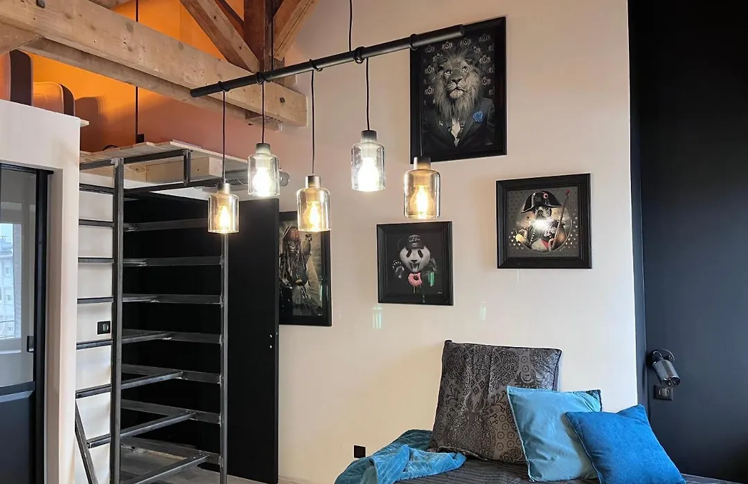 Sous les toits, by Refuges en ville-1